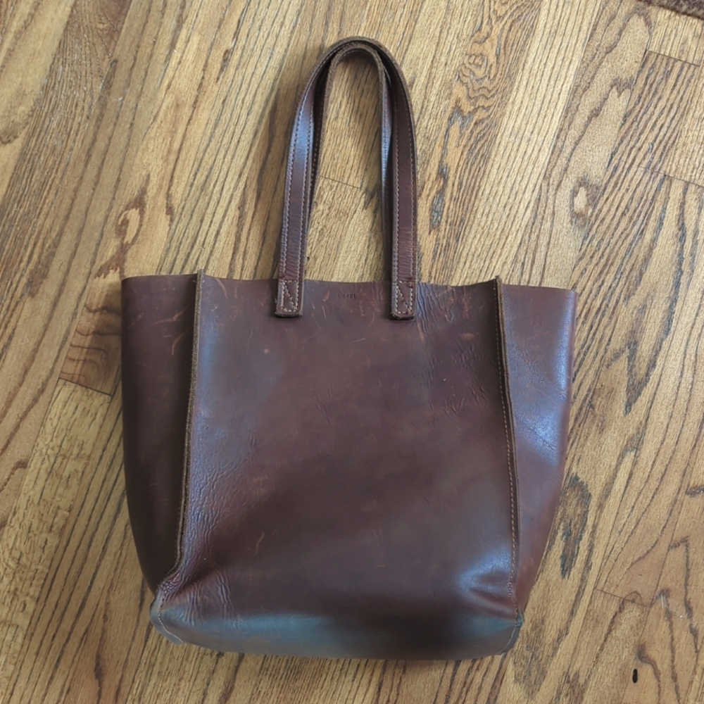 Leather tote bag